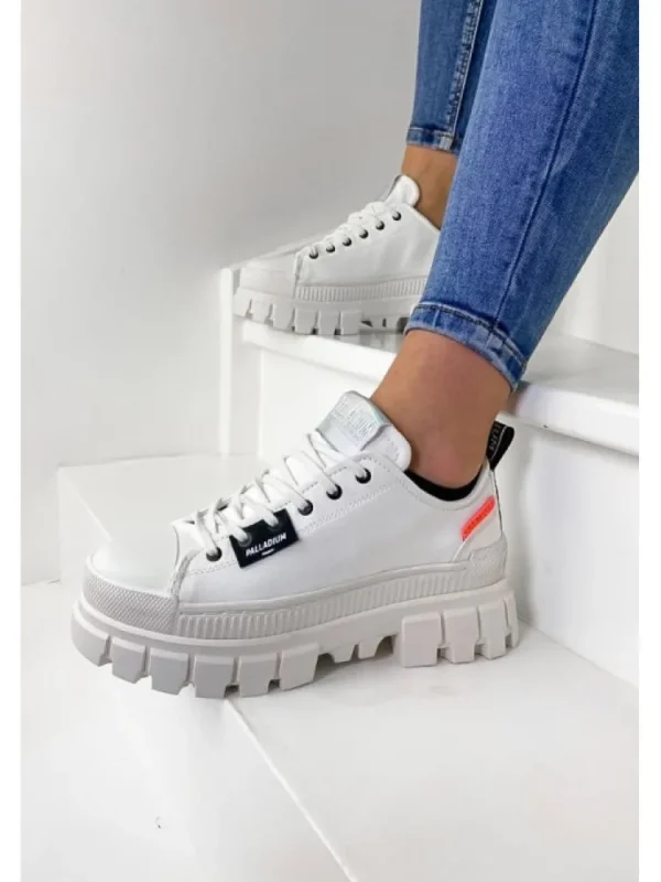 Femme Palladium Baskets^Revolt Lo Tx Star White-