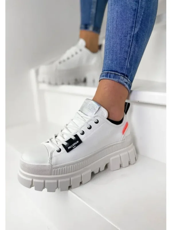Femme Palladium Baskets^Revolt Lo Tx Star White-