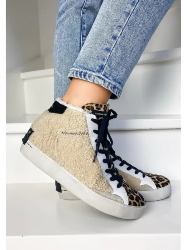 Femme Crime London Baskets^Sneakers High Top Distressed