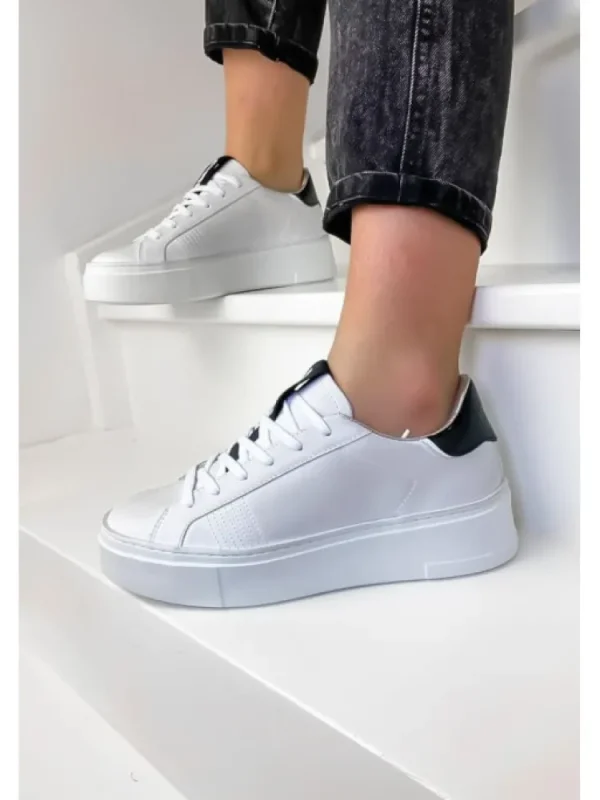Femme Crime London Baskets^Sneakers Weightless Low Top White-